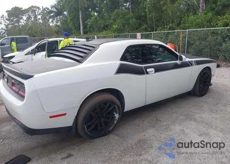 2017 Dodge Challenger T/A 392 z USA, uszkodzony, nr VIN 2C3CDZFJ5HH542678